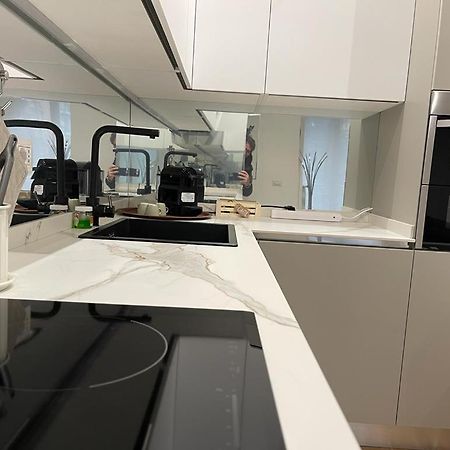 サン・ドナート・ミラネーゼKibilu - San Donato Vicinanze Irccs Policlinicoアパートメント エクステリア 写真